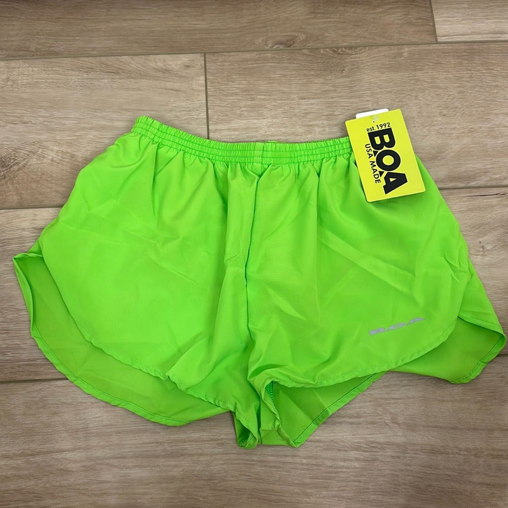BRAND NEW - Women’s 1” BOA Elite Split Running Shorts